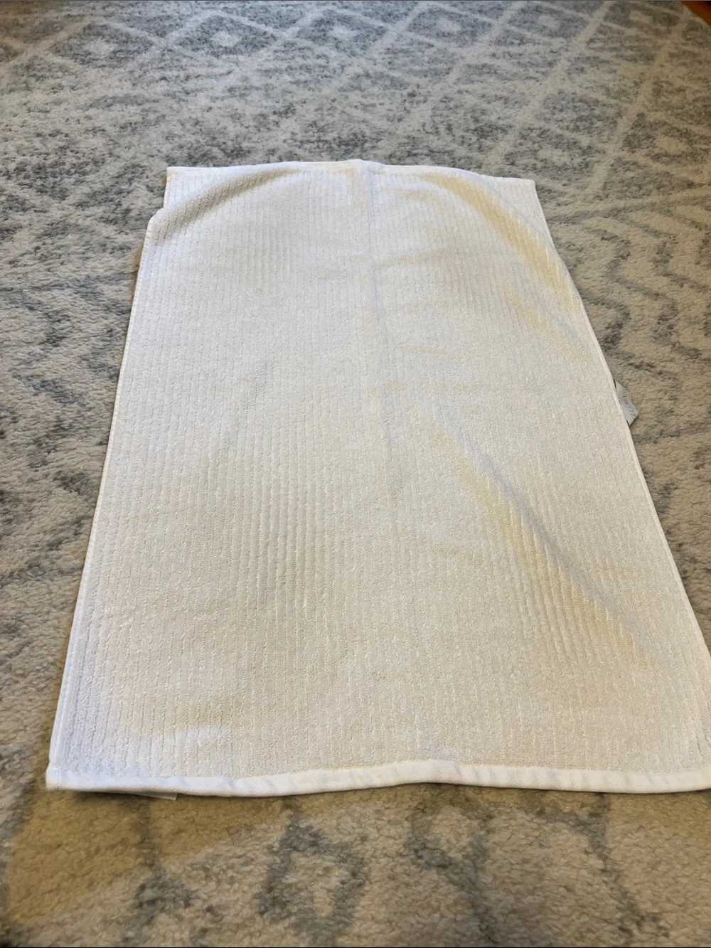 Boll & Branch White Towel Set